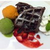 Kiss N' Kiss Waffle 179 THB