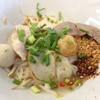 เล็กแห้งยำ