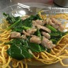 ราดหน้าหมี่กรอบ หมู่นุ่มจ้า