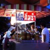 หน้าร้านและตู้ที่มีวางติ่มซำอยู่ค่ะ ให้เลือกได้เลย