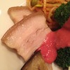 หมูสามชั้นตุ๋น นุ่มมาก แทบละลายในปาก ถ้าไม่เกรงใจไขมัน จะกินให้เยอะกว่านี้