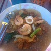 ราดหน้าเส้นใหญ่ทอดทะเล
