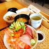 Lunch Set ข้าวหน้าปลาดิบ