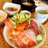Lunch set ข้าวหน้าปลาดิบ