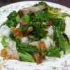 ข้าวแขนงผัดหมูกรอบ