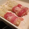 เห็ดเข็มทองพันเบคอน เบคอนเน้นๆ
