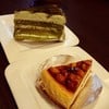 Green Tea Cake & Macadamia Cheese Cake