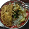 ผัดกระเพาะหมูกรอบใส่ผัก+ไข่เจียว