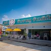 ร้าน ภาดาที่เราจะไปทานกันวันนี้อยู่ร้านแรกซ้ายมือเลย