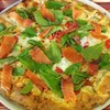 Salmon Pizza แป้งพิซซ่าอร่อย กรอบบาง