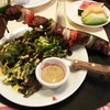 Beef skewer 420 บาท ผักเยอะ เนื้อไม่ค่อยสุก กินแบบดิบๆนิ่มๆ ซอสอร่อย