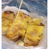 ขนมปังแผ่นหนา ทาเนยทั้งสองด้าน หอม อร่อยมาก