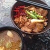 ข้าวหน้าหมูย่าง