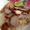 เส้นเล็กแห้งต้มยำหมูทอด