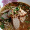 เส้นเล็กต้มยำน้ำหมูทอด