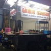 หน้าร้านผัดไทย หอยทอด