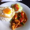 ผัดพริกแกงราดข้าว 60
