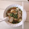 เส้นเล็กหมู