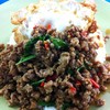 กระเพราหมูไข่ดาว (50บาท)