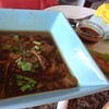 ข้าวอัญชันขาหมู