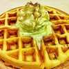 Plain Waffle with Cream (Before)