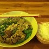 เกาเหลาหมูหมัก/หมูตุ๋น กับข้าวเปล่า
