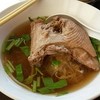 เนื้อเป็ดชิ้นใหญ่ๆชิ้นเดียวจบ!!