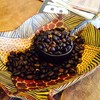 เมล็ดกาแฟสดๆที่คุณ โจโจ้ คั่วเองครับ