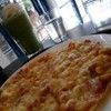 Green Tea Frappé & Original Pizza