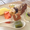 ขนมและผลไม้