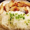 หมี่ลวก-คอหมูย่าง