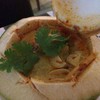 ต้มยำกุ้งในลูกมะพร้าว รสชาติแปล่งๆ ไม่ค่อยโดนเท่าไร