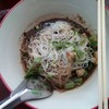 ก๋วยเตี๋ยวเรือเส้นหมี่ขาว พิเศษ 30 บาท