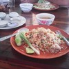 ข้าวผัดหมู่