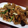 หนังไก่ผัดเม็ดมะม่วง