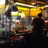 แผงลอยริมถนนลาดพร้าว