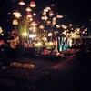 บรรยากาศร้าน V24 ยามค่ำคืน สวยเชียว 