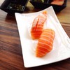 Salmon Sushi (2 คำ) โปรแถมเมื่อสั่งชุด Aburi Nigiri