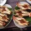 ต้องไม่พลาด กุ้งแม่น้ำ (ไม่ใช่ของทางร้าน นะคะ เอามาเอง ให้ทางร้านเผาให้) ^^
