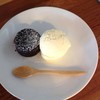 Chocolate lava cake with ice cream >< โคตรฟินนนน