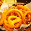 หอมทอด เบลออ่ะ แต่ บอกเลยว่ามาร้อนๆ หมดตะกร้าอย่างไว