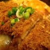 หมูชุบแป้งทอดราดซอสมิโซะ
