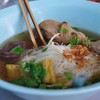 เส้นหมี่ไก่ตุ๋น