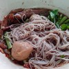 เส้นหมี่ลูกชิ้นเนื้อสด ปรุงนิดหน่อยอร่อยพอดี
