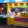 ถึงร้านแล้ว