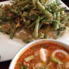 ยำผักบุ้งกรอบ