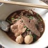 เส้นเล็กหมูน้ำตก