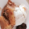 ข้าวราดแกงส้ม.ปลาทอด ไข่ดาว