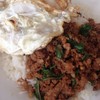 ผัดกระเพราหมูสับ + ไข่ดาว