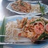 คนละจานกับเพื่อน